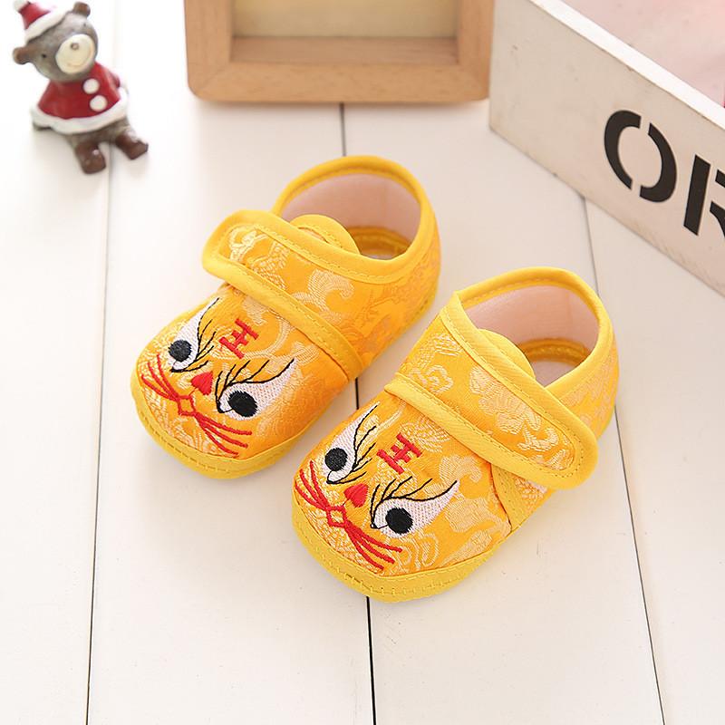 Tiger Head Baby Shoes With Silk Upper For Toddler Learning And Antislip Grip