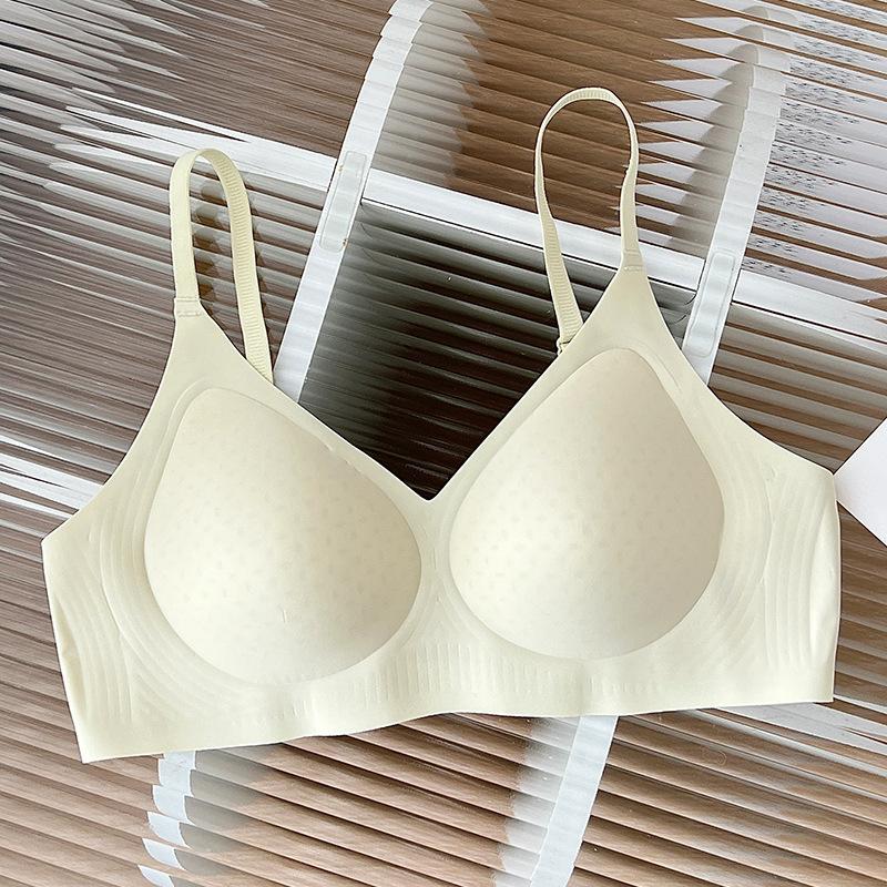 #Gold #summer new model, sexy smooth surface, no steel ring, no imprint, gather bras, close sub-breasts and thin underwear