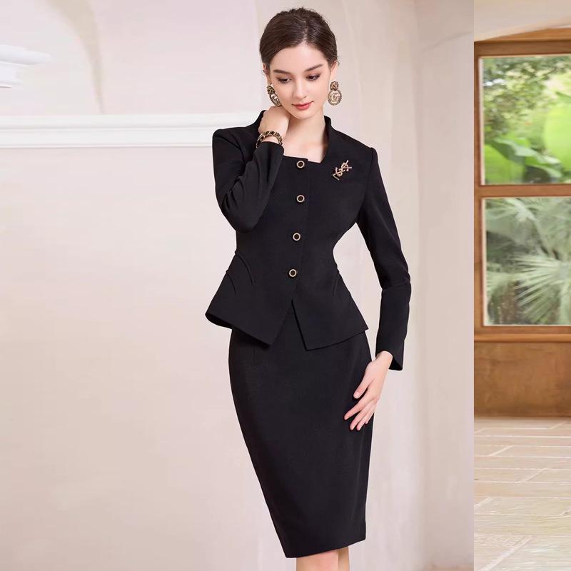 Костюм-двойка в стиле Одри Хепберн с черным квадратным вырезом для женщин - Осенне-зимний формальный комплект с юбкой для французской светской львицы