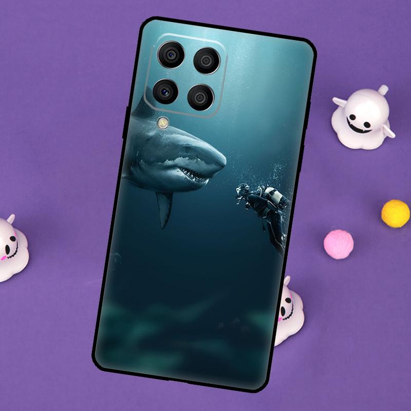 Чехол с акулой и косаткой для Samsung Galaxy M55 M15 M33 M13 M23 M53 M31 M51 M14 M34 M54 M20 M30s M52 M32