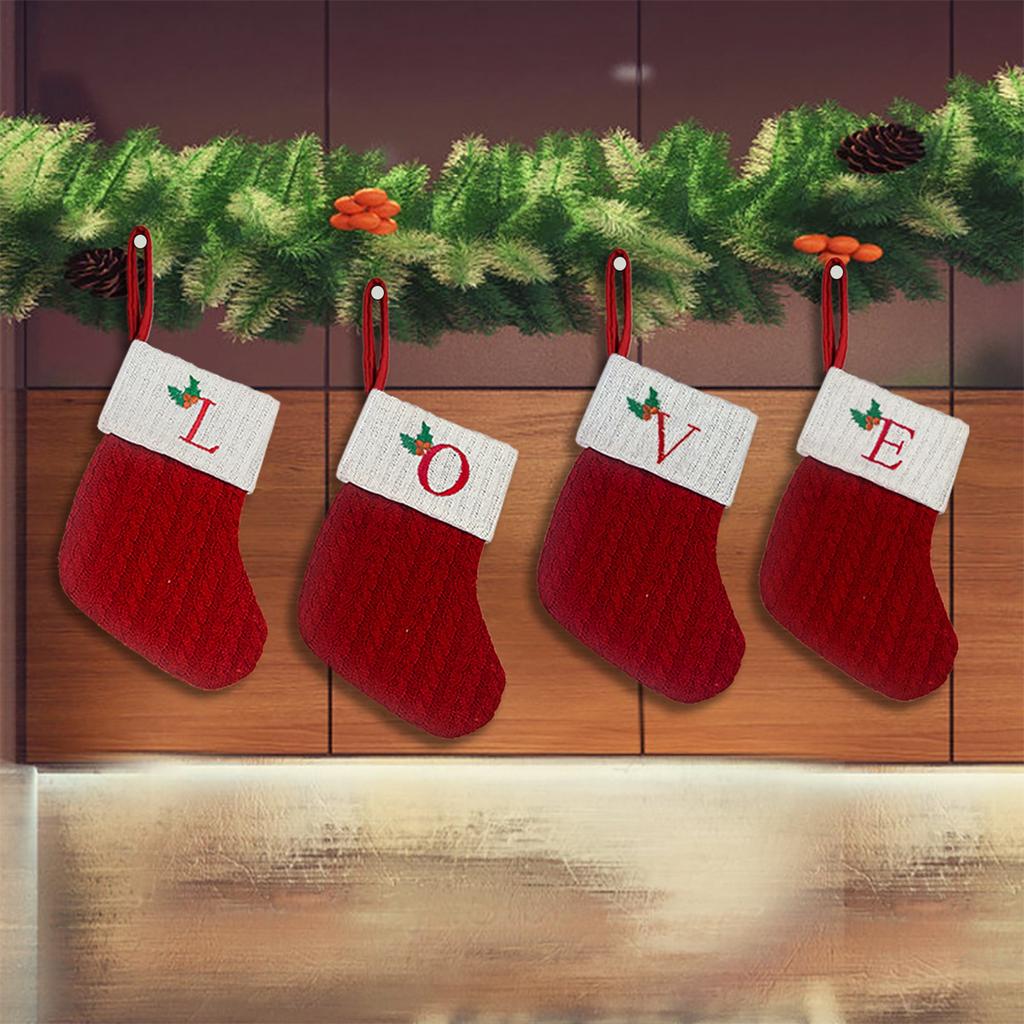 Рождественские носки, сладкие сапоги с маленькими колокольчиками, праздничные подарочные пакеты, рождественские елки, сапоги Санта-Клауса для камина