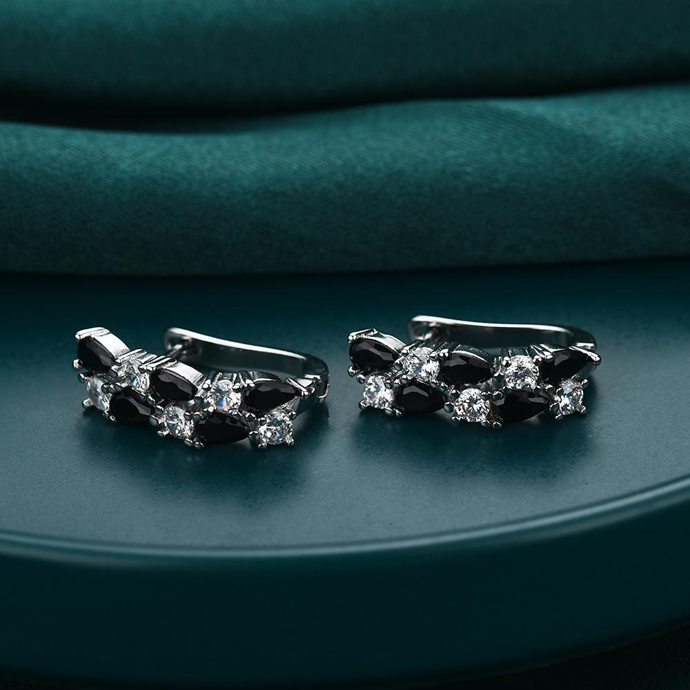 Black Awn Женские серьги-кольца с черным камнем