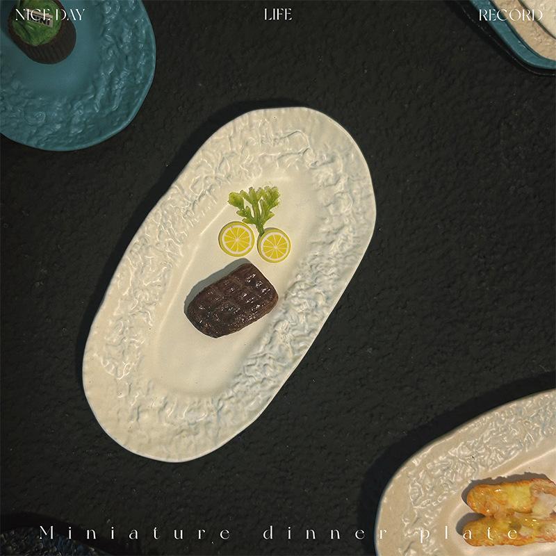 Mini French Carved Tray Plate Dollhouse Rock Pattern Steak Plate Set for Room Box Accessory