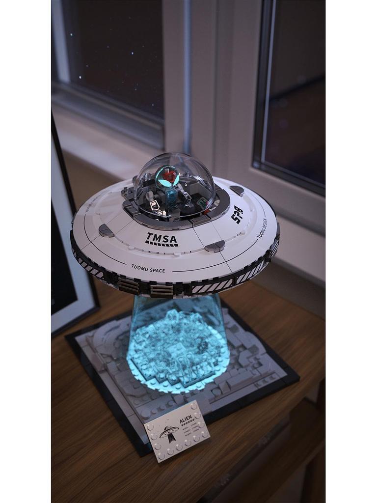 Tuomu T3012 UFO Spaceship Model Puzzle - Aerospace Science Educational Toy and Desktop Ornament