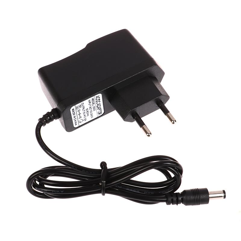 Универсальное зарядное устройство Hilda для литиевой батареи 3D/4D лазерного уровня с вилкой европейского стандарта переменного тока