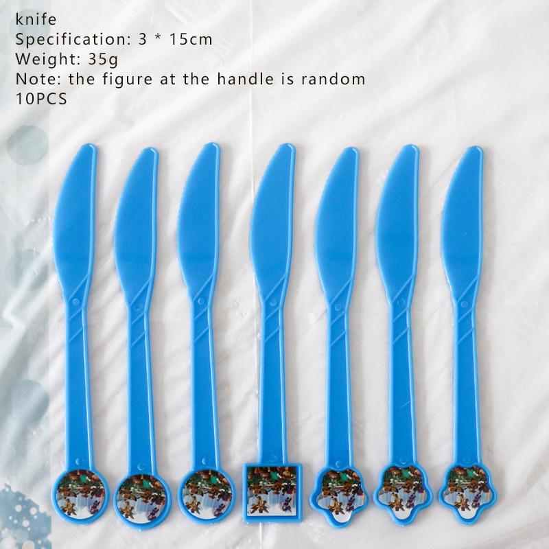 Roblox Game Party Supplies: Virtual World Plates, Cups, Hats Set