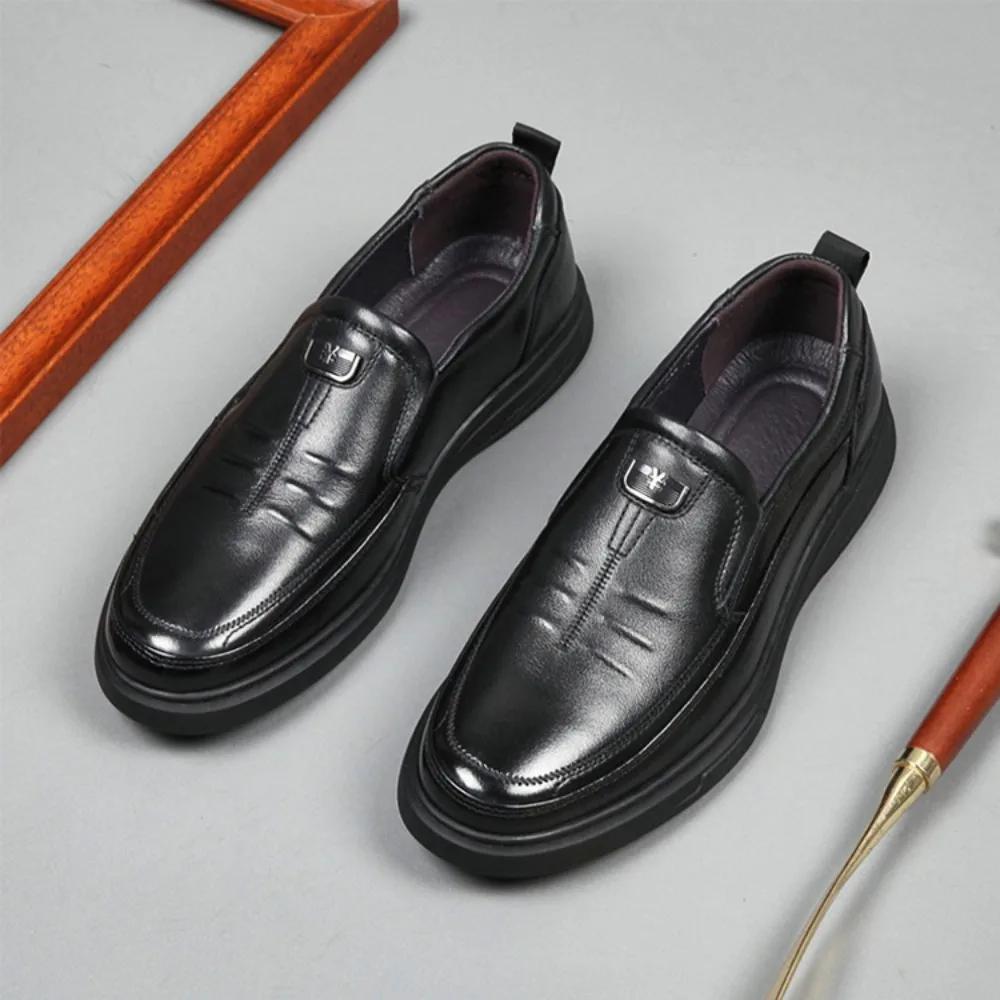 Мужская обувь из натуральной кожи, обувь из коровьей кожи, новые повседневные туфли из мягкой нескользящей кожи с мягкой подошвой, мужские мокасины