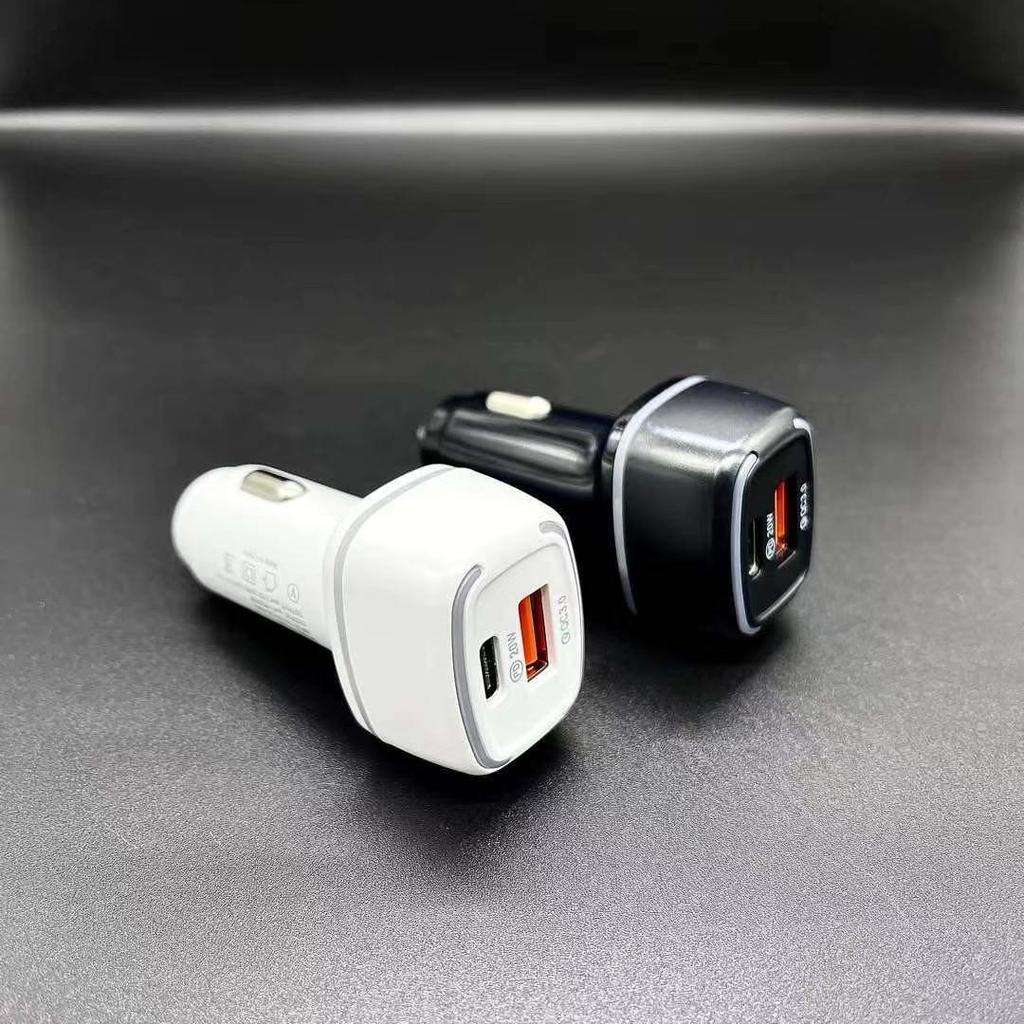 PD25W Dual USB QC3.0 Fast Charging Luminous Type-C Car Charger with Smiley Face Design