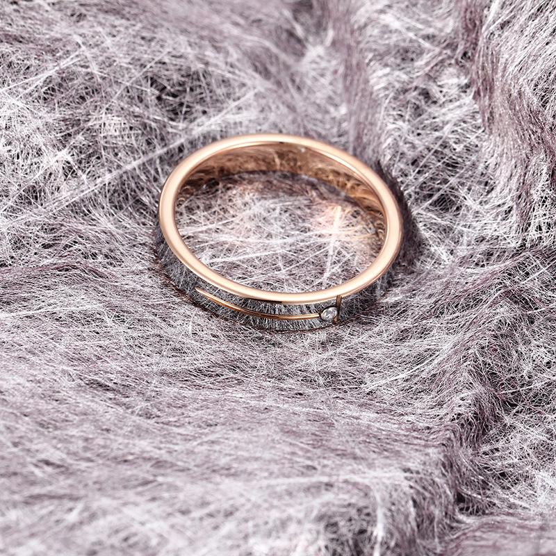 Модное кольцо из вольфрамовой стали цвета розового золота с имитацией бриллианта для пары