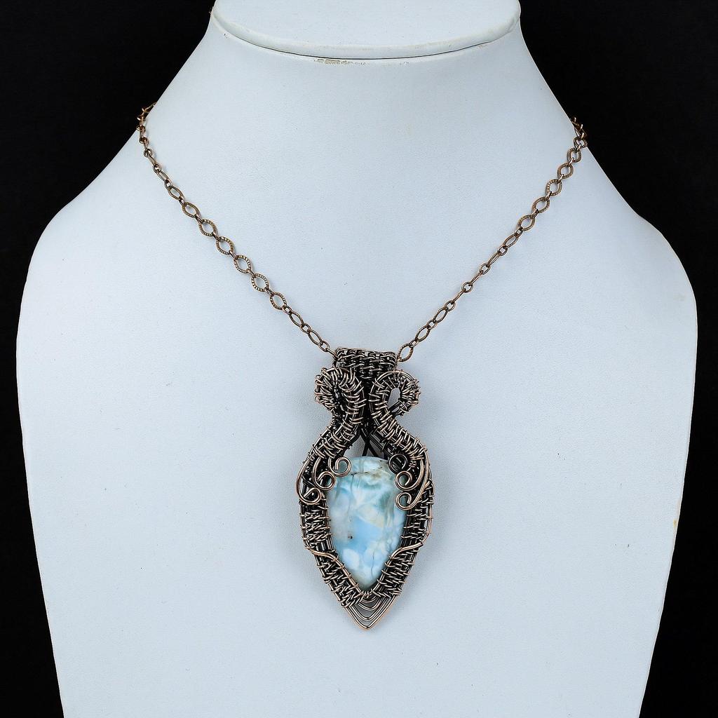 Красивый кулон Ларимар с драгоценным камнем из чистой медной проволоки, обернутый ювелирными изделиями ручной работы для нее