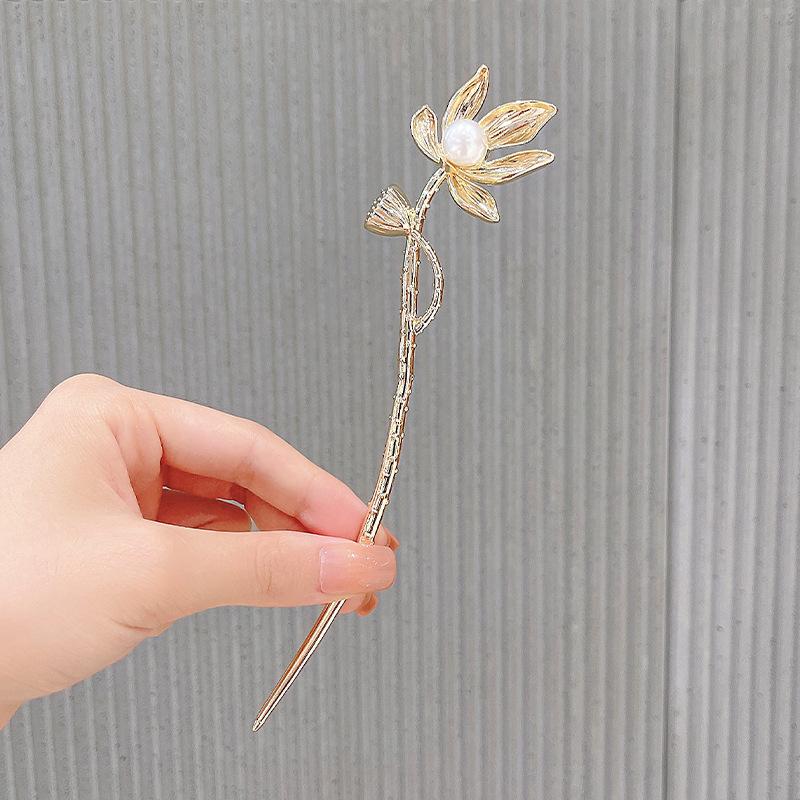 Classic Chinese Hair Stick Pins For Women Butterfly Flower Star Fresh Handmade Hairpins Charm Jewelry Accessories Hair Ornaments