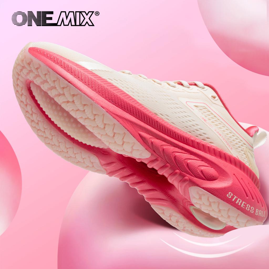 Мужские кроссовки ONEMIX на амортизирующей подошве