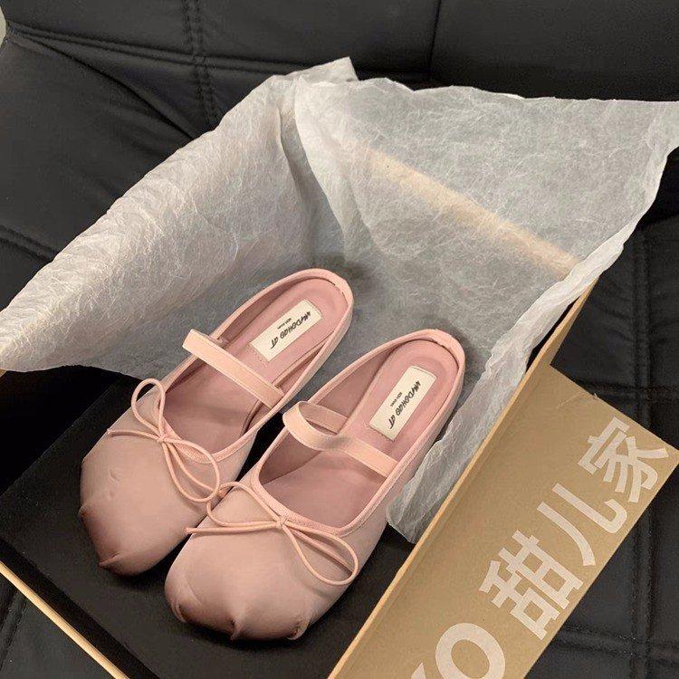 Розовые полушлепанцы с плоским бантом и закрытым носком, женская обувь для носки весной и летом 2024 года, балетки Мэри Джейн