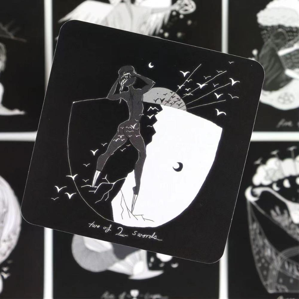 7,5*7,5 см Таро Темных Дней: 78-карточные иллюстрации и колода для гаданий, вдохновленная божественной женской энергией, черно-белая