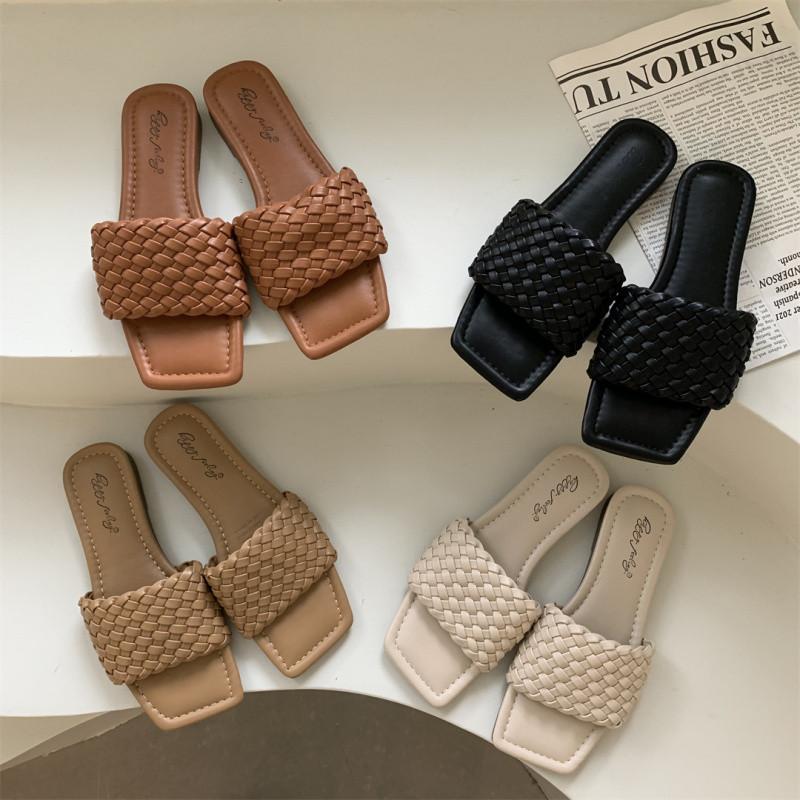 Нишевый дизайн крутые тапочки детские носят новый темперамент плоская подошва плетеные пляжные тапочки летом