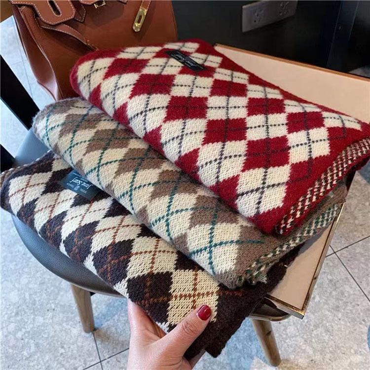 Women's Retro Plaid Winter Scarf - Thickened Knitted Cashmere-Like Shawl