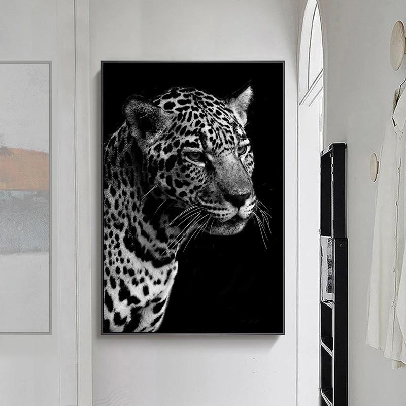 Animal-Themed Giraffe, Zebra, Lion, Elephant, Horse Prints & Poster, Black and White Canvas Art Wall Decorative Picture