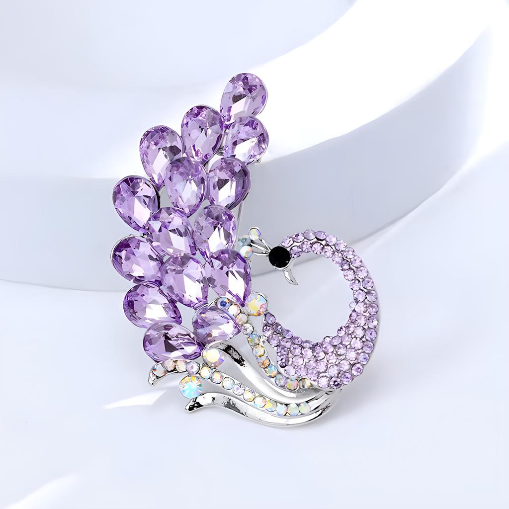 Роскошная романтическая фиолетовая брошь в виде павлина, женская индивидуальность, элегантная высококачественная брошь в виде животного с бриллиантами, аксессуары для одежды