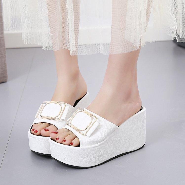 Thick-soled Word Drag Joker Black Slippers Women's Footwear Wedges Wear Sandals and Slippers At The Bottom of Muffins
