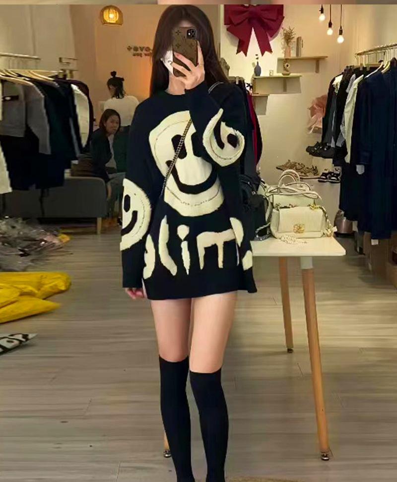 Women's Autumn/Winter Smiley Face Loose Knit Sweater - Versatile Mid-Length Pullover