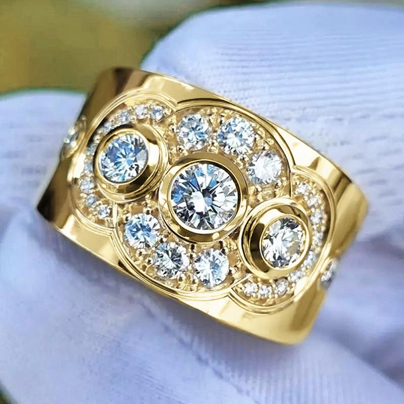 Luxury Trendy Gold Color Wedding Rings for Women Paved Brilliant Cubic Zirconia New Fashion Engagement Band Lady Jewelry