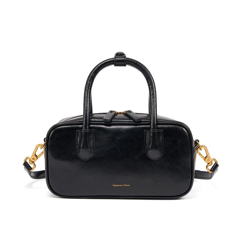 First layer cowhide Boston bag women's hand pillow bag bowling bag leather commuter shoulder bag