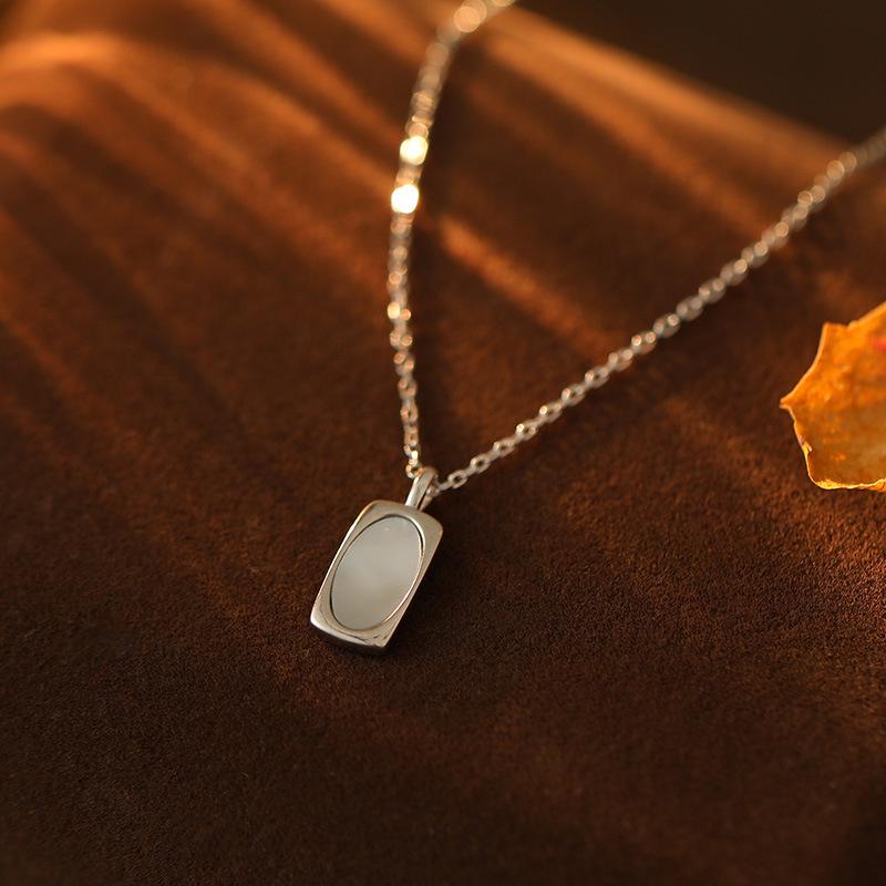 Ожерелье-подвеска из серебра 925 пробы Banyan Tree в стиле ретро с белой ракушкой - Высококлассная летняя цепочка на ключицу 2024 для женщин