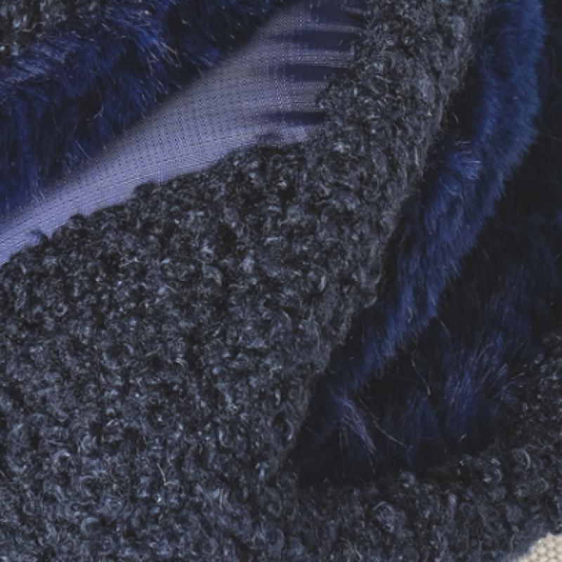 Складные наушники Daiso Padded Point темно-синего цвета 