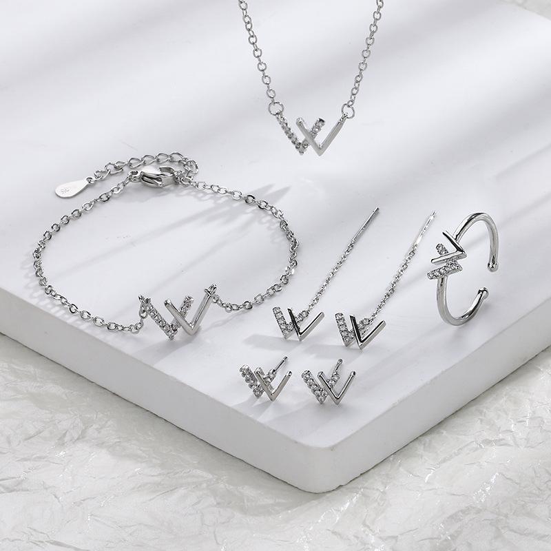 Flower Shadow, Bojun Yixiao Series Персонализированное кольцо Xw Flash Diamond W Буква Серьги Двойной браслет V Niche Ins Ожерелье