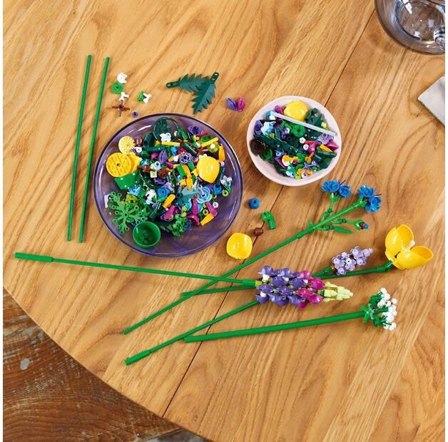 LEGO ICONS 10313 Букет полевых цветов
