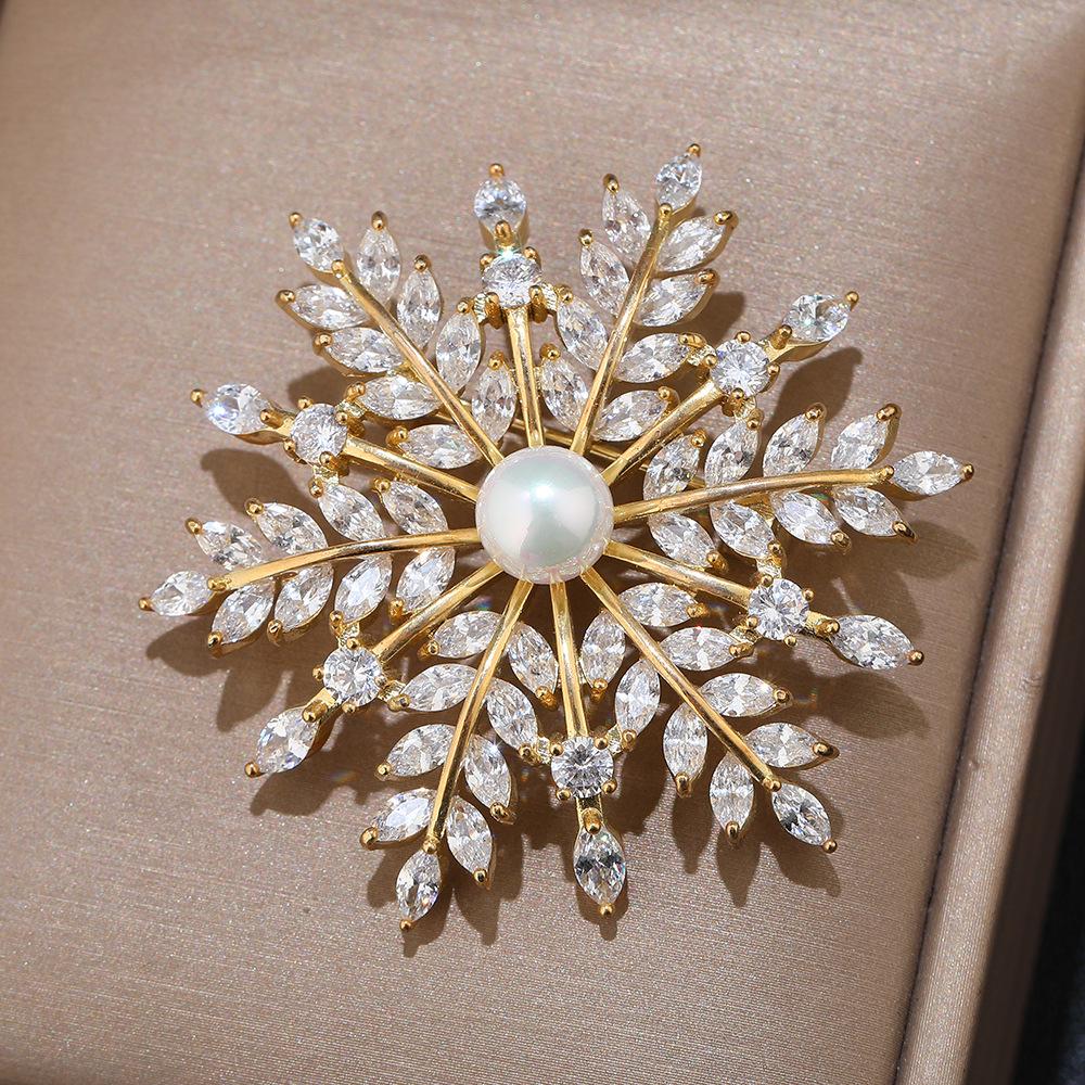 Korean Zircon Snowflake Brooch - Vintage Pearl Crystal Pin for Women