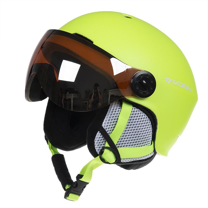 Ski Helmet with Goggles Helmet Integrated Forming Men's and Women's Protective Ski Helmet Protective Gear
