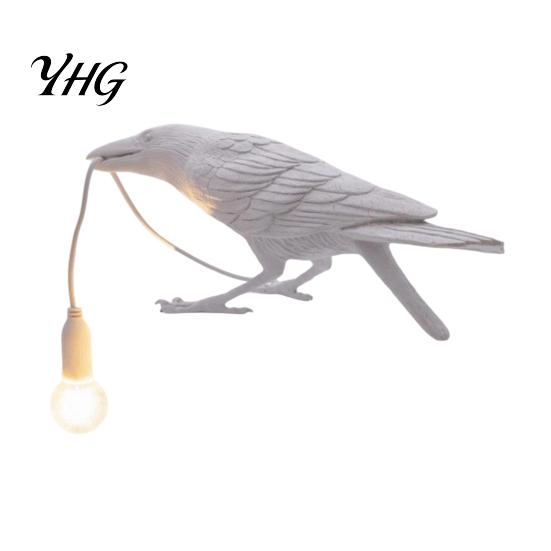 Holiday Gift for Home Enthusiasts Crow Table Lamp, Gothic Raven Night Light, Halloween Black Bird Niche Decor Gifts Dark Academia Lamp Desktop Bedroom