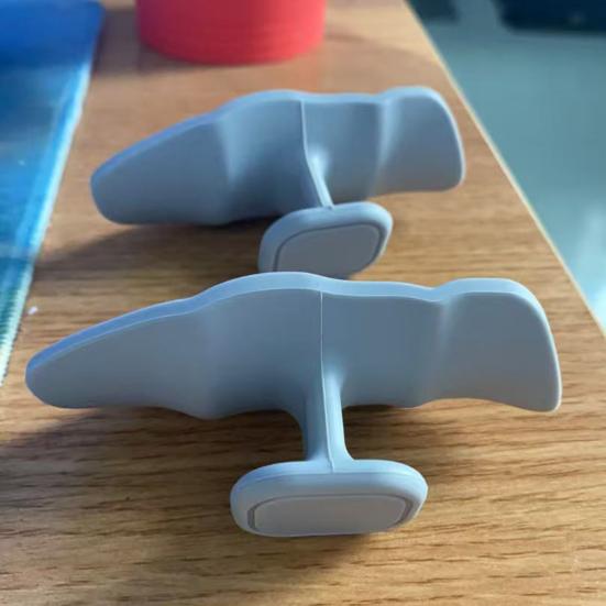 1 Pair Anti-Slip Silicone Workout Grips Men Women Hand Palm Protection Weight Lifting Dumbbell Deadlift Pull-Up Grippers Gym Training