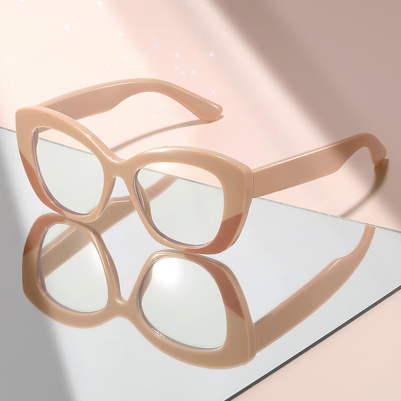 The new artistic style anti-blue light glasses feature cat-eye color-blocking accents, giving a sense of high-end flat light