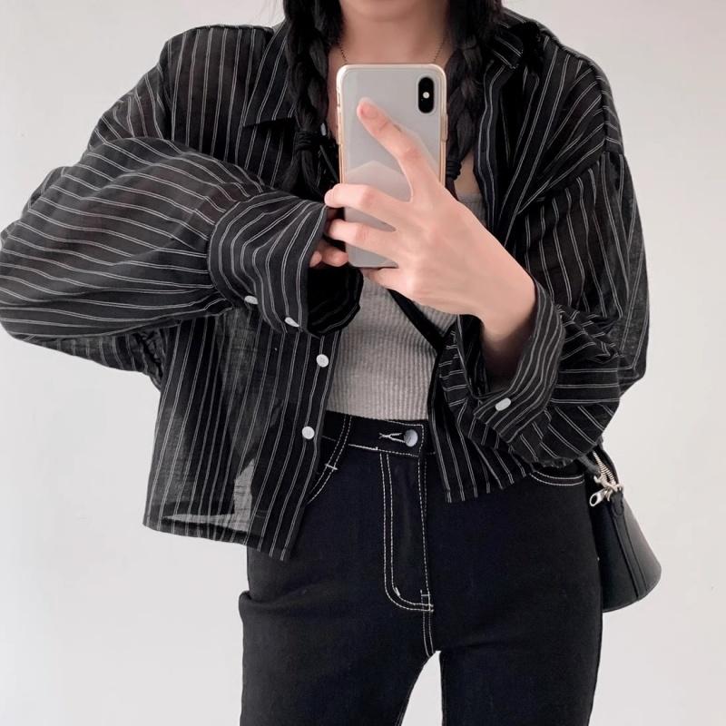 Свободная и универсальная легкая рубашка с солнцезащитным кремом в стиле ленивой моды, женская рубашка с длинными рукавами и короткими полосками в стиле ретро