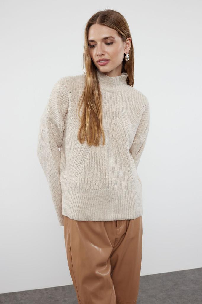 Women's Elegance Style Sweater Stone Soft Textured Basic Knitwear Sweater