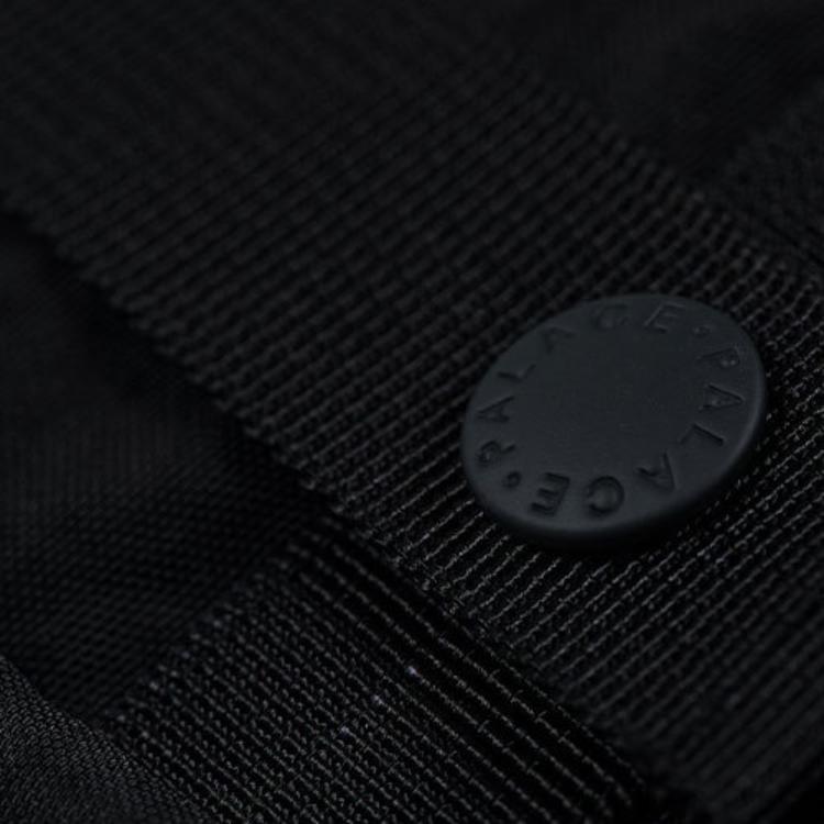 Palace FW21 Куртка со съемной сумкой и логотипом Куртки унисекс Черные P21JK064