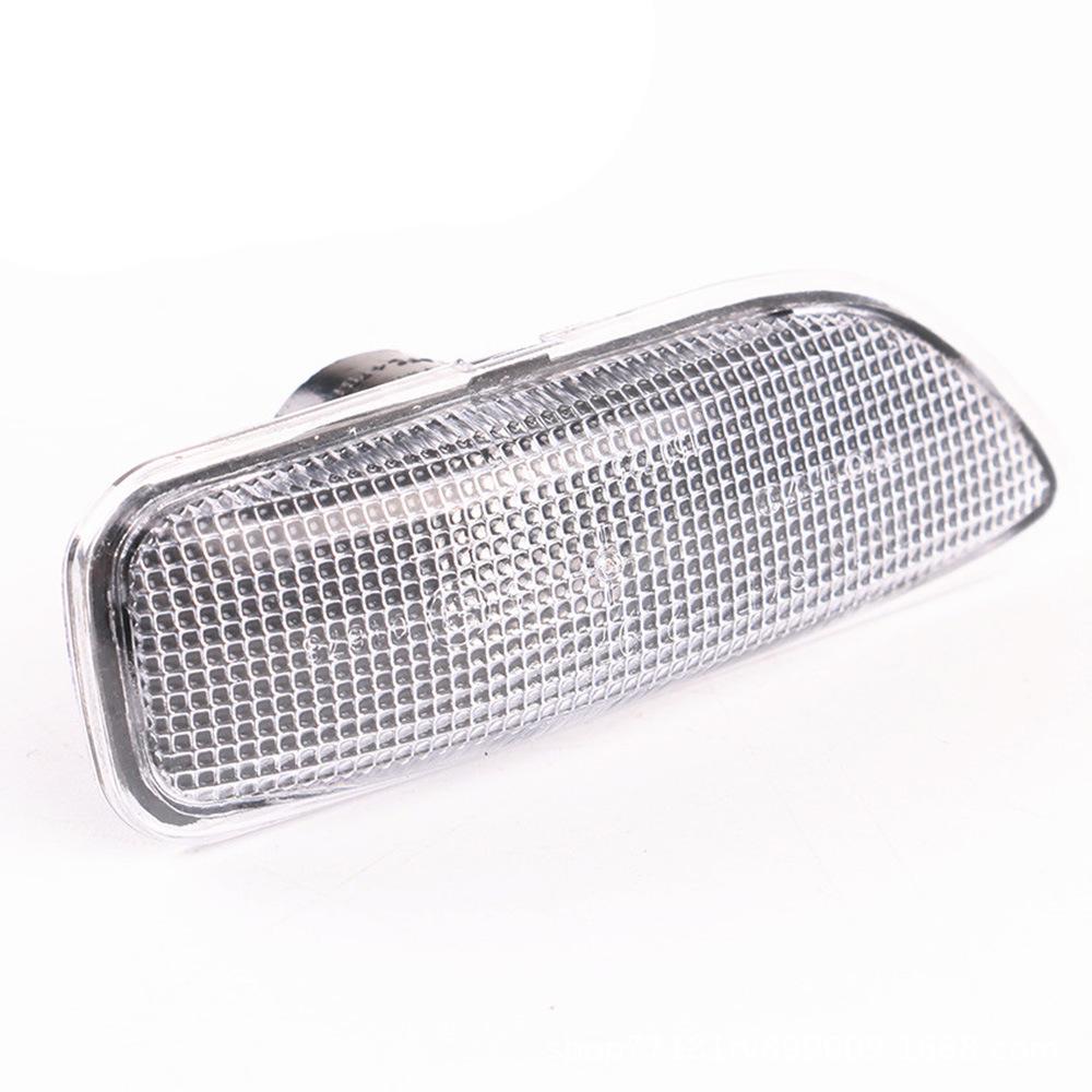 Совместимые подкрылки для Volvo S60, V70, S80, XC70, XC90 (30722641, 30722642)