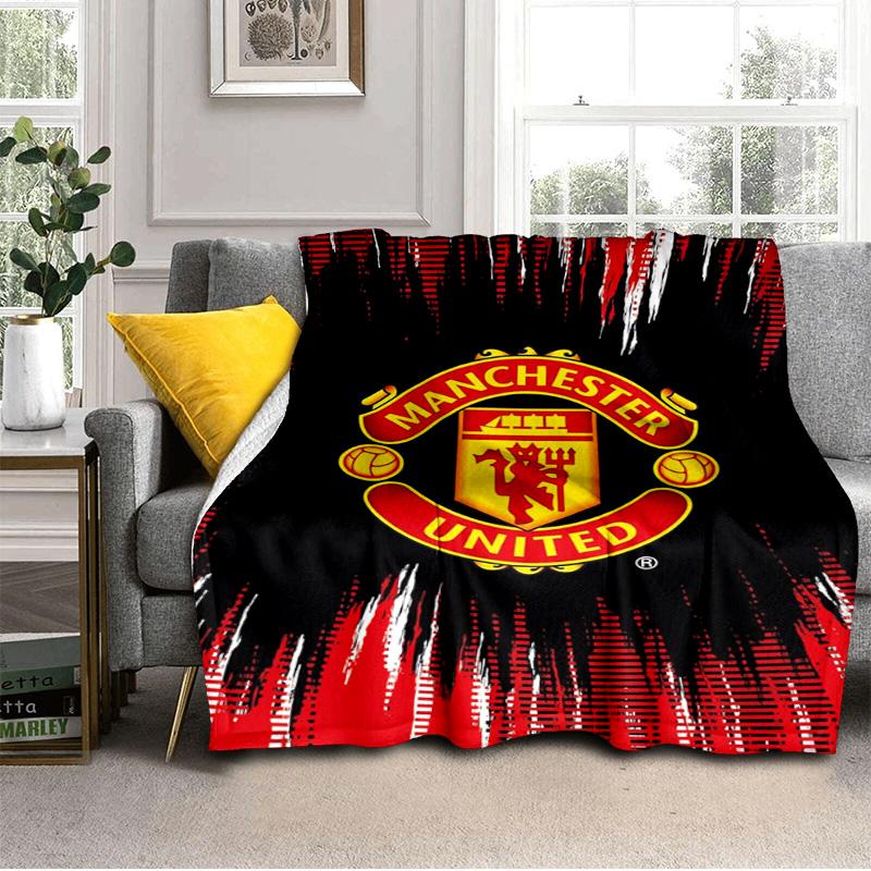 Manchester United Stadium Blanket Outdoor Flannel Blanket for Camping, Hiking, Garden Parties, Picnic Essentials,gift for family and friends