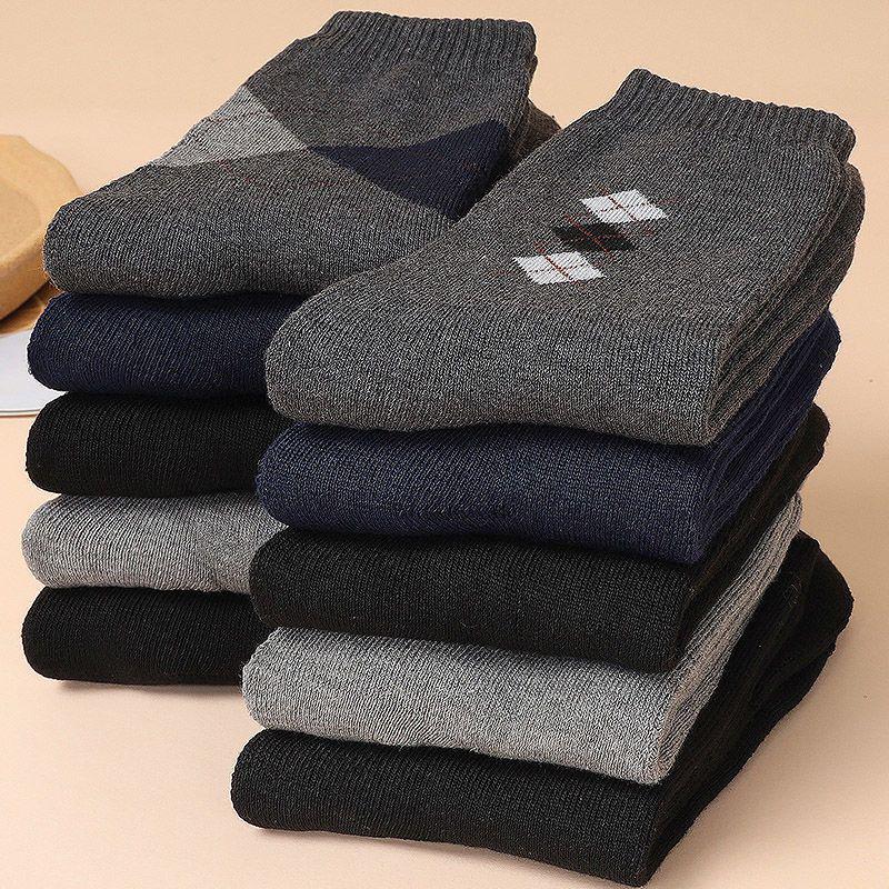Men's Mid-Tube Velvet Thick Warm Socks (5-10 Pairs), Loose Totem Design for Autumn and Winter