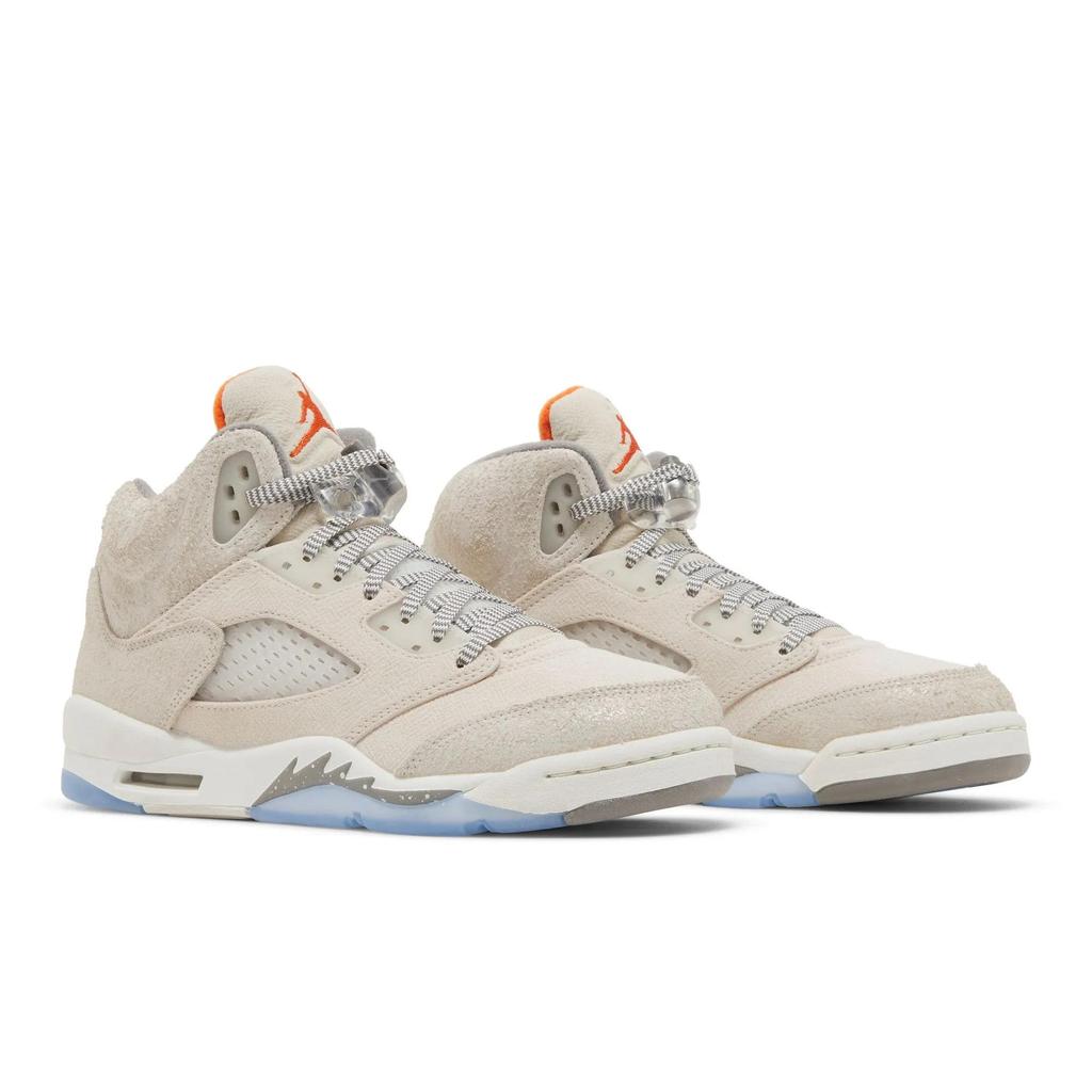 Air Jordan 5 Retro SE Craft Grade School 'Light Orewood Brown' (Unisex) Light Orewood Brown / Safety Orange / Flat Pewter / Sail