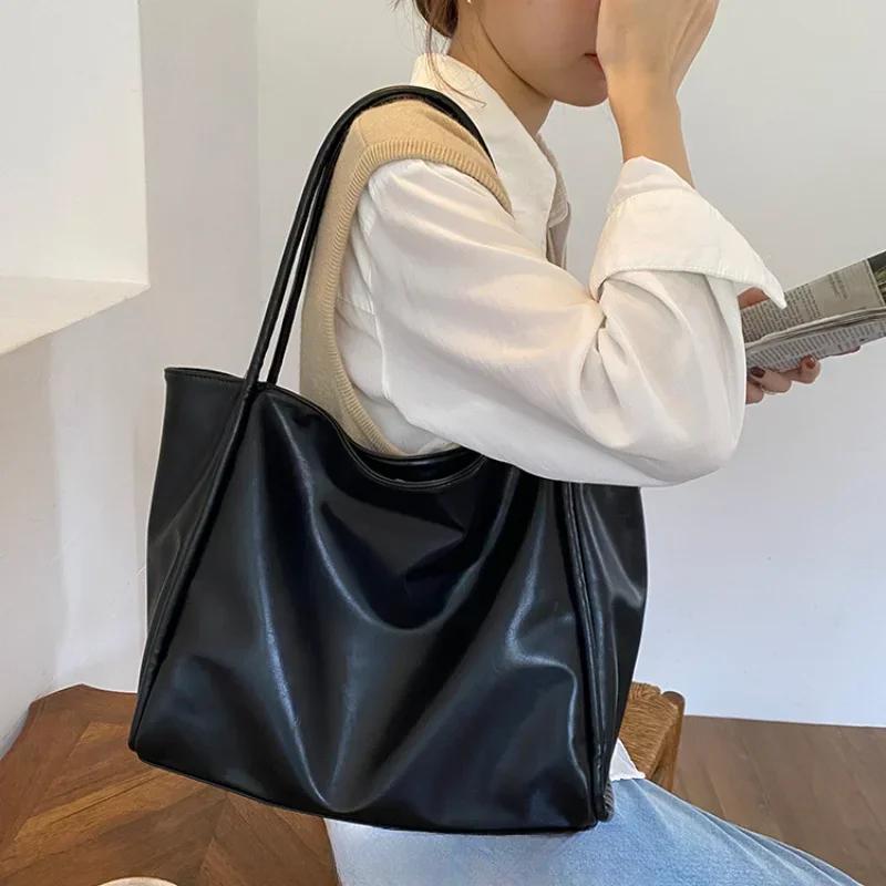 Portable Texture Tote Bag for Women Shoulder Underarm Bag, Commuting Bag, Large Capacity, Niche Design, Winter Autumn Handbags