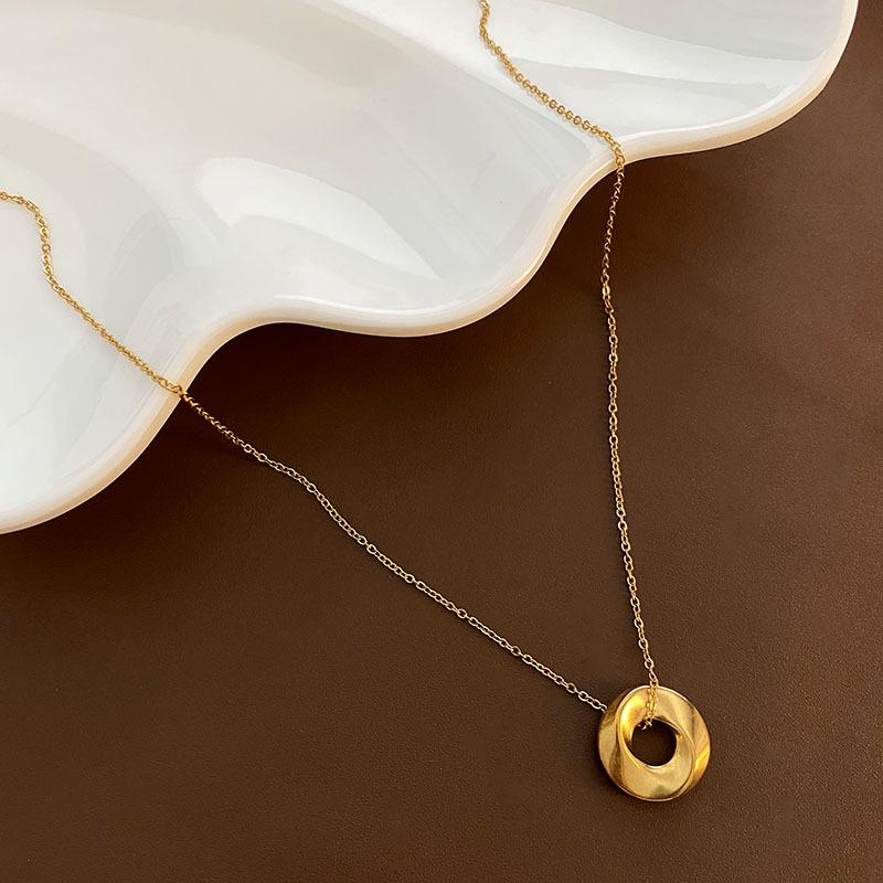 Женское колье с подвеской в виде скрученного элемента, 2024: Прочная титановая сталь, не тускнеет, универсальный стиль высокого класса