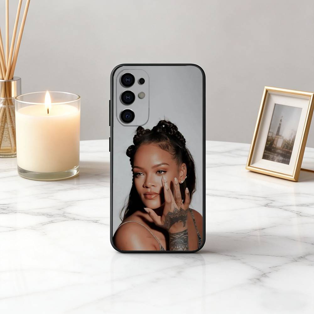 Чехол для телефона с изображением горячей певицы R-Rihanna Для Samsung S25,S24,S21,S22,S23,S30,Ultra,S20,Plus,Fe,Lite,Note,10,Черный Чехол