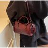 Spring Fashion Portable Trendy Cool Bag Women's New Simple Small Square Bag Niche Texture Shoulder Messenger Bag