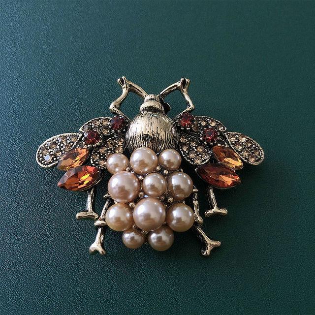 Vintage Pearl Crystal Bee Brooch For Women Men Jewelry Metal Insect Rhinestone Retro Brooches Pins Unisex Badges Corsage