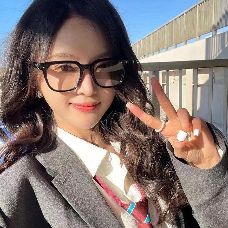 Campus Style Women Glasses Square Shape Anti Blue Light Woman Eyeglasses High Quality Men'S Glasses Frame