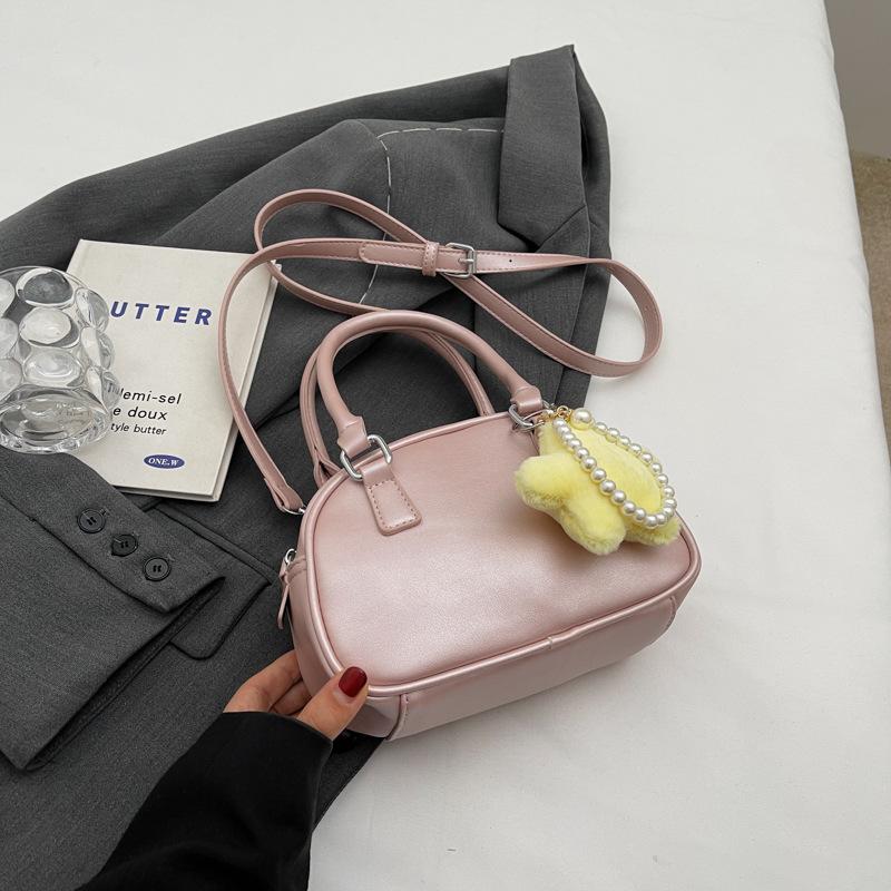 Простая и модная портативная сумка-ниша для женщин 2024 года, новая весенняя модная женская сумка, простая сумка-подушка через плечо, прилив