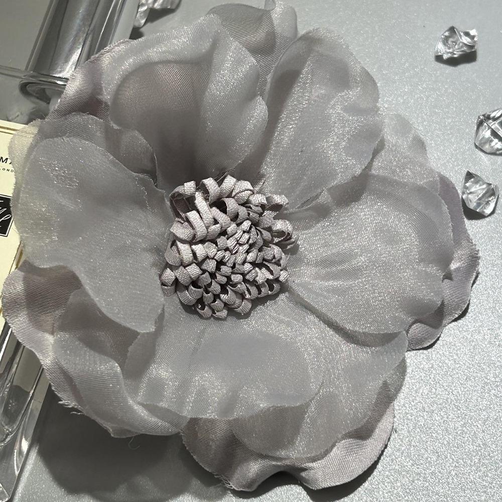 Camellia Sinensis Camellia Flower Brooch Fabric Art Flower Brooch Party Costume Decoration Woman